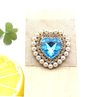 Mode bricolage bijoux accessoires argent alliage plaque coeur perle fleur coquille cheveux arcs pour sacs chapeaux décoration inclus