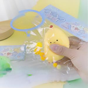 CHENXI Juguete Sensorial Antiestrés de Plátano para Apretar, RF2536, 3.3x10cm, 53g, para Mayores de 8 Años, Unisex, Venta al Por Mayor - Product Image 2