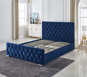<span class=keywords><strong>Lit</strong></span> double moderne en bois <span class=keywords><strong>avec</strong></span> tête de <span class=keywords><strong>lit</strong></span> capitonnée en velours et boutons en cristal, disponible en tailles Queen et King - Product Image 2