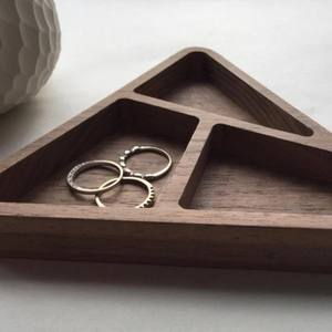 Triangle attraper tout plateau bois petit plateau à bijoux porte-bibelot en bois anneau plat - Product Image 2