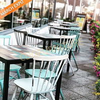 Chaises de restaurant d'extérieur empilables colorées, style antique, empilables, en aluminium coloré, rétro, métalliques, style Windsor, pour restaurant et café