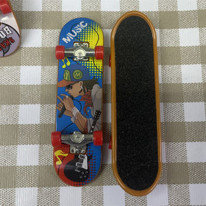 Cadeau promotionnel classique jouet alliage support touche <span class=keywords><strong>Tech</strong></span> <span class=keywords><strong>Deck</strong></span> <span class=keywords><strong>Skate</strong></span> Board camions en plastique <span class=keywords><strong>Mini</strong></span> <span class=keywords><strong>doigt</strong></span> planche à roulettes - Product Image 3