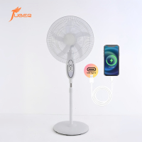 Ventilateur sur pied électrique rechargeable solaire en plastique 16-18 pouces avec télécommande, lumière LED, oscillant, économe en énergie, portable