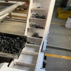 0.01 मिमी सटीकता के साथ स्टैम्पिंग भागों के लिए ccd दृष्टि निरीक्षण छंटाई मशीन अंक 60-200 pcs/min - Product Image 5