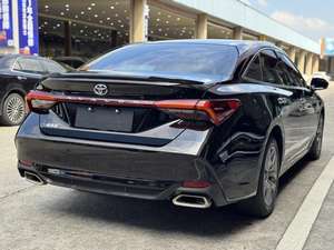 Toyota Asian Dragon Aspire 2022, SUV Usada, Edición Seleccionada, Interior Claro, Asientos de Cuero y Tela, Cámara Trasera, Tracción Delantera, Auto Económico - Product Image 3