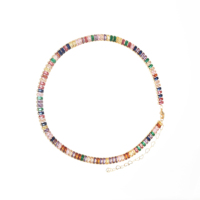 Bijoux tendance personnalisables pour femmes Collier bohème coloré avec chaîne de chandail plaqué or en zircon avec pierre principale en perles