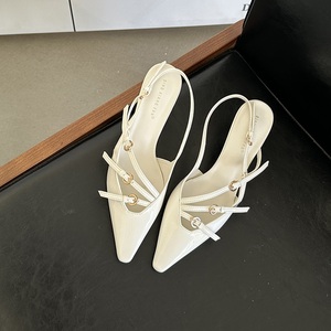 Zapatos de Tacón de Moda Primavera 2024, Sandalias de Mujer con Punta Puntiaguda, Diseño Simple - Product Image 3