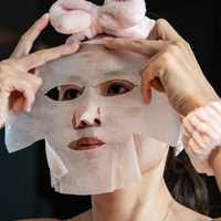 Masque Visage en Tissu Hydratant OEM Kiwi, Orange et Citron Vert, Masque Éclaircissant Myrtille, Masque Facial Hydratant Cerise Infusé aux Fruits