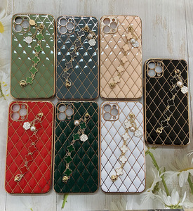 Custodia per telefono con bracciale placcato per Samsung Galaxy S22 Ultra S21 Plus <span class=keywords><strong>S20</strong></span> <span class=keywords><strong>FE</strong></span> A52 A53 A13 A12 5G <span class=keywords><strong>Cover</strong></span> posteriore in <span class=keywords><strong>Silicone</strong></span> morbido - Product Image 1