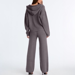 Fornitore OEM Set Due Pezzi Personalizzato per <span class=keywords><strong>Donna</strong></span>: Cardigan con Cappuccio in <span class=keywords><strong>Maglia</strong></span> a Coste e Pantaloni a Gamba Larga - Product Image 2