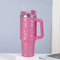 Gobelets léopard holographiques 40oz Gravure laser Tasses holographiques Tasses à café léopard en gros en vrac avec poignée et paille