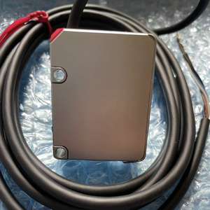 เซ็นเซอร์เลเซอร์ Lr-w70 Lr-w70c เซ็นเซอร์ลำแสงเลเซอร์ และชนิดจุดเล็ก/สองจุด แบบสายเคเบิล - Product Image 2