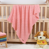 Versátil 100% algodón tejido Crochet Heirloom cochecito cuna Swaddle niño manta punto cuatro estaciones uso diseño perforado