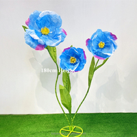 Ensemble réaliste de coquelicots géants de fleurs artificielles faites à la main avec supports pour décorations de scène de remise des diplômes
