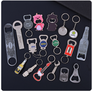 Llavero Abridor de Botellas de Cerveza Personalizado con Logotipo Metálico de Acero Inoxidable, Fabricación OEM, Forma de Tarjeta - Product Image 3