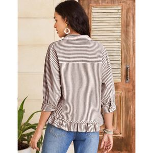 FOXA Blusa a rayas con botones para mujer, manga 3/4, dobladillo con volantes, top informal de algodón, camisa de verano con hombros caídos - Product Image 4