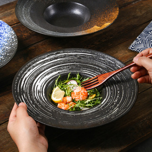 Assiette à soupe en céramique de style japonais rétro, de luxe léger, compatible micro-ondes, pour la vente en gros, motifs spaghetti et salade, marque XINWEE - Product Image 3