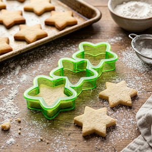 Moule à pâte à biscuits et emporte-pièce en plastique en forme d'étoile <span class=keywords><strong>de</strong></span> Noël multi-usages - Product Image 1