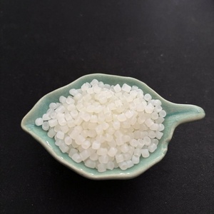 Gránulos DH050T de resina HDPE virgen, material plástico para barco, botella de plástico de 3 litros, precios de tubería HDPE por metro - Product Image 1