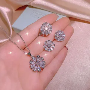 2023 Hot Fashion Jewelry Set Pink Zircon Diamond Necklace Set Light Luxury Sun Flower Earrings Necklace Set for women