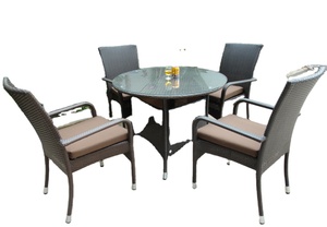 Juego de muebles de mesa y sillas de ratán para exterior, 4 unidades - Product Image 6