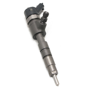 Dizel Motor Pompası Common Rail Enjektörü 129A00-53100 0445110463 0 445 110 463 129A0053100 - Product Image 1