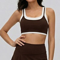 Soutien-gorge de sport solide à col carré, double bretelle, rembourrage amovible, respirant, séchage rapide, maintien moyen, idéal pour le yoga et la gym