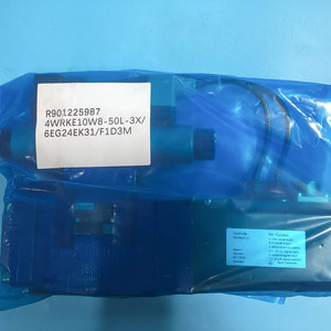 R901225987 4WRKE10W8-50L Distributeur directionnel proportionnel avec OBE, hydraulique à commande pilote pour contrôle industriel - Product Image 2