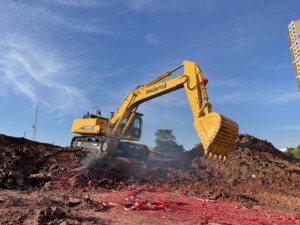 Excavatrice sur chenilles SE550LC haute performance de 55 tonnes avec livraison rapide pour la construction d'infrastructure - Product Image 5