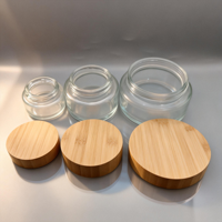 Bocaux ronds en verre givré vides avec couvercles en bambou, pots à crème en bambou, contenants cosmétiques de voyage rechargeables pour l'emballage de baume à lèvres
