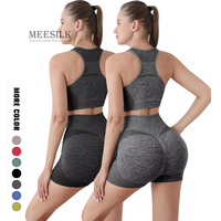 Vente en gros Ensemble pantalon de yoga Push Up sans couture froissé aux fesses pour femmes Ensemble sport, fitness, entraînement, taille haute, leggings courts Ensemble de yoga