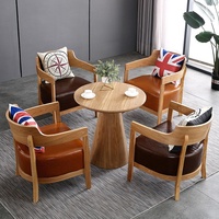 Ensemble de négociation personnalisable en bois de style nordique moderne, table basse et chaises sur mesure pour salon commercial, hôtel et entreprise