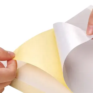 Kendinden yapışkanlı etiket yarı parlak kağıt mat kağıt kaplı döküm etiket Jumbo rulo