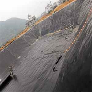 Geomembrane hdpe 1.5 מ "מ gm13 סטנדרטי 0.5 מ" מ שחור hdpe אניה סכר geomembrane לחקלאות ימית - Product Image 2