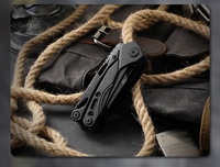 Couteau multifonction noir accessoires de camping 16 en 1 poche multi-outils poignée pliante soins personnels pince Edc avec pochette en nylon