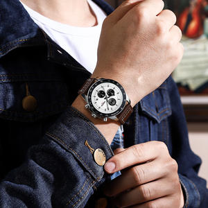 Reloj de Cuarzo para Hombre Estilo Coreano - Resistente al Agua, Multifunción, Tres Subesferas, Seis Manecillas, Venta al por Mayor Directa de Fábrica - Product Image 2