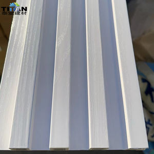 Revestimiento de Pared Exterior de WPC, Panel de Pared de PVC con <span class=keywords><strong>Efecto</strong></span> <span class=keywords><strong>Madera</strong></span> Blanco para Exteriores - Product Image 1