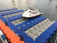 Blocs flottants modulaires en plastique sur mesure pour quai de marina, ponton flottant pour plateforme de bateau