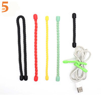 Organisateur de gestion de câble métallique en silicone multi-usages pour la fixation et le regroupement réutilisables avec fixation de câble
