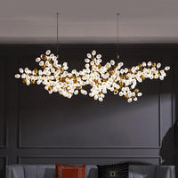 Lustre suspendu personnalisé pour salon, hall de villa, en verre exquis, design haut de gamme, motif grappe de raisin