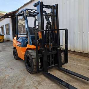 Bekende Japanse merk <span class=keywords><strong>Toyota</strong></span> 3,5 ton 4,5t diesel vorkheftruck met zijdelingse verschuiving, gebruikte vorkheftrucks, hefhoogte 4,5m, te koop. - Product Image 5