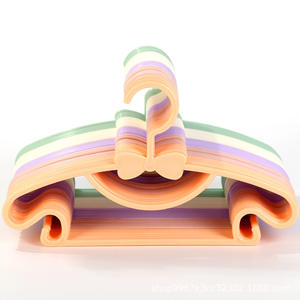 Cintre en plastique de petite taille, joli cintre <span class=keywords><strong>pour</strong></span> vêtements <span class=keywords><strong>pour</strong></span> bébés, multifonctionnel, <span class=keywords><strong>pour</strong></span> vêtements d'enfants - Product Image 3