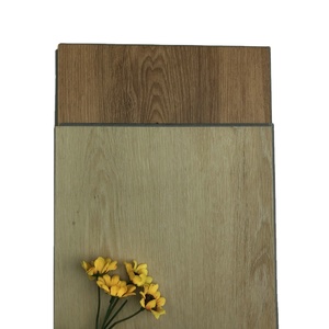 Carreaux de sol en porcelaine polie blanche Oushe marbre aspect bois SPC LVT plastique <span class=keywords><strong>vinyle</strong></span> salle de bain de sol - Product Image 3