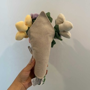 JellyCat Fun Bouquet Orsetto di Peluche con Rose in Cotone PP per Proposte di Matrimonio o Compleanni - Product Image 6