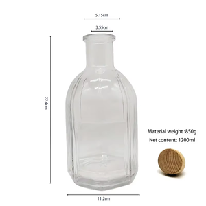 Bouteille en verre vide carrée transparente de 1200 ml pour spiritueux (brandy, whisky, rhum, gin) avec traitement de surface par marquage à chaud - Product Image 2