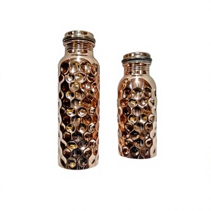 Bouteille d'eau en cuivre écologique de qualité supérieure, vaisselle BS International NA80 avec revêtement anti-corrosion, pour l'extérieur, compatible lave-vaisselle - Product Image 4