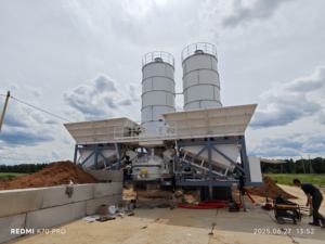 Pabrik Pencampur Beton Siap Pakai 50m³/jam 60m³/jam Otomatis Portabel Kecil Dry Mix Mobile Concrete <span class=keywords><strong>Batching</strong></span> <span class=keywords><strong>Plant</strong></span> - Product Image 3