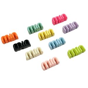 Letras de pintura de color Cuentas perforadas Agujero recto Colgante DIY Accesorios de joyería Cuentas acrílicas Letras de color - Product Image 1