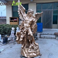 Statue d'ange en bronze antique personnalisée Sculpture de jardin extérieur grandeur nature de la technique de coulée de l'archange Michael Vaincre Satan