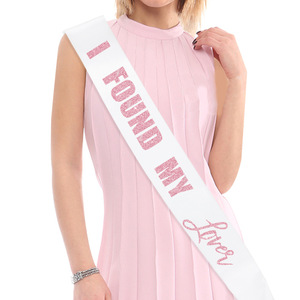 Écharpe de demoiselle d'honneur « J'ai trouvé mon amoureux » pour la Saint-Valentin, la fête prénuptiale, les décorations de fête pour future mariée, les cadeaux et les faveurs en satin - Product Image 5